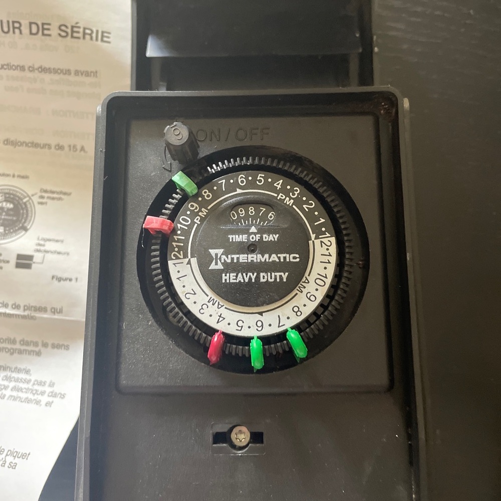Intermatic Rain-tight Outdoor Timer - Model HB31R - USED - Picture 2 of 6